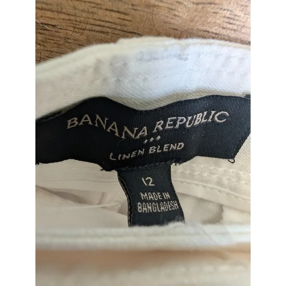 Banana Republic experience sophisticated